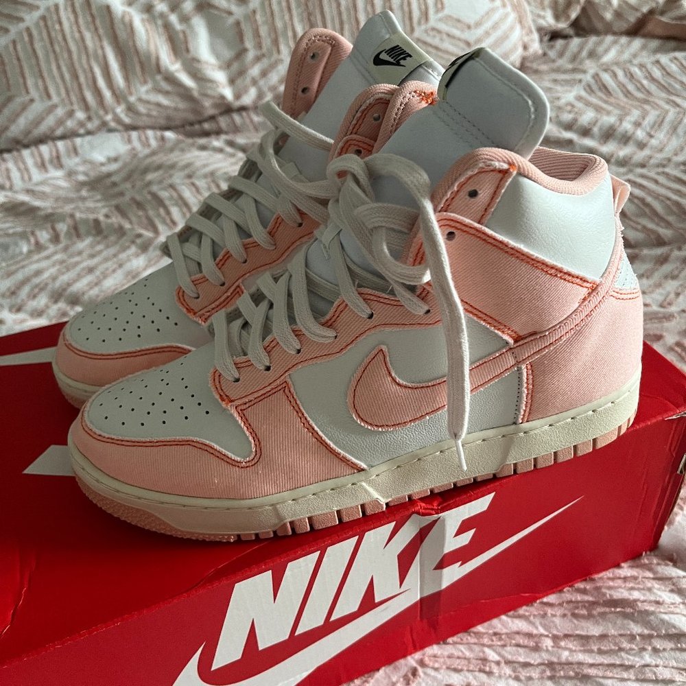 Nike Dunk Hi 1985